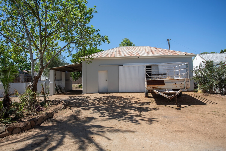 To Let 5 Bedroom Property for Rent in Moorreesburg Western Cape